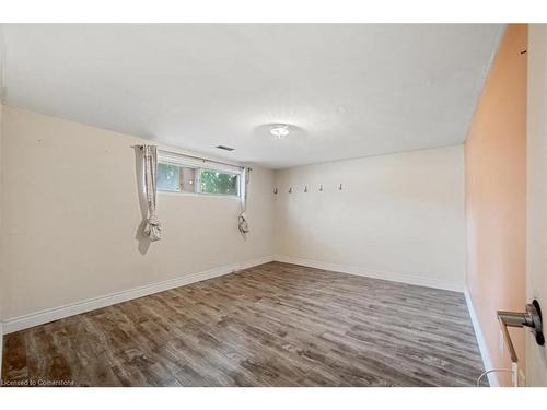 27 Bernick Drive, Barrie, ON - Indoor Photo Showing Other Room