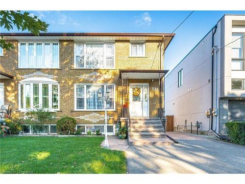 123 Treeview Drive, Toronto, ON - Outdoor With Facade