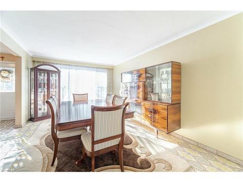 123 Treeview Drive, Toronto, ON - Indoor Photo Showing Dining Room