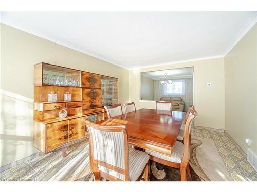 123 Treeview Drive, Toronto, ON - Indoor Photo Showing Dining Room