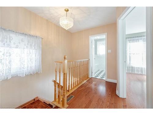 123 Treeview Drive, Toronto, ON - Indoor Photo Showing Other Room