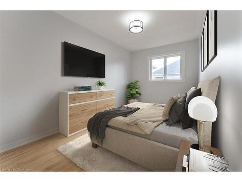 5160 Silvercreek Drive, Burlington, ON - Indoor Photo Showing Bedroom