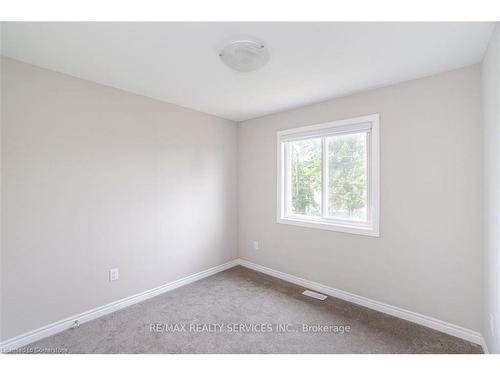 249 Louise Street, Welland, ON - Indoor Photo Showing Other Room