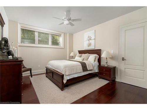 1100 Haydonbridge Court, Peel, ON - Indoor Photo Showing Bedroom