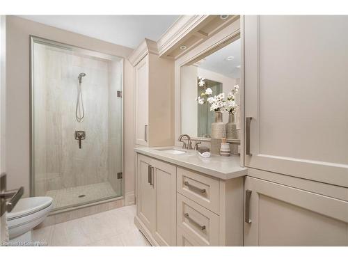 1100 Haydonbridge Court, Peel, ON - Indoor Photo Showing Bathroom