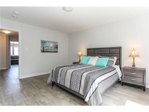 119 Rosie Street, The Blue Mountains, ON - Indoor Photo Showing Bedroom