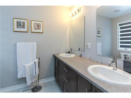 119 Rosie Street, The Blue Mountains, ON - Indoor Photo Showing Bathroom