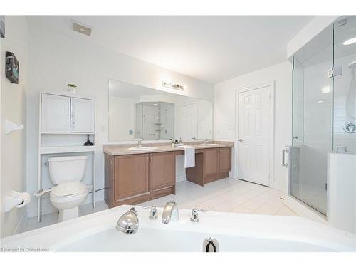 8 Decorso Drive, Peel, ON - Indoor Photo Showing Bathroom