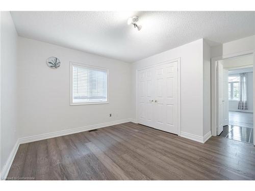 8 Decorso Drive, Peel, ON - Indoor Photo Showing Other Room