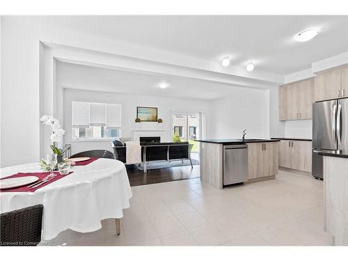 22 Autumn Drive Drive, Wasaga Beach, ON - Indoor Photo Showing Kitchen With Stainless Steel Kitchen