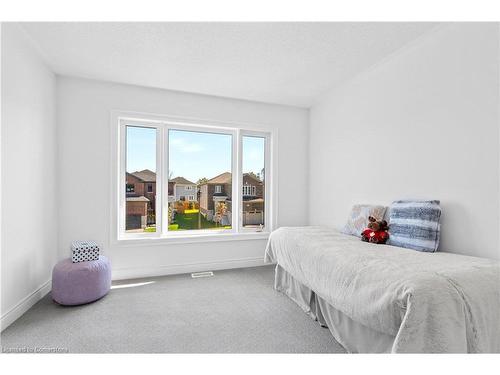 22 Autumn Drive Drive, Wasaga Beach, ON - Indoor Photo Showing Bedroom