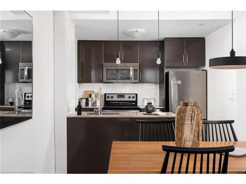 22-120 Twenty Fourth Street, Toronto, ON - Indoor Photo Showing Kitchen With Double Sink With Upgraded Kitchen