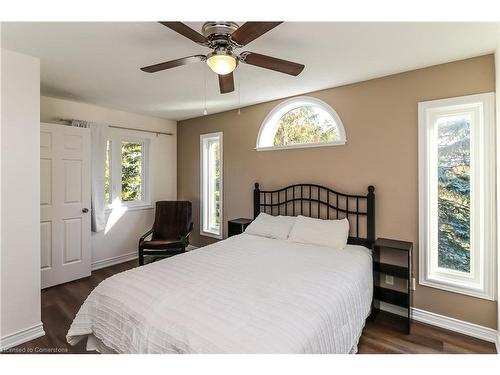 689667 Monterra Road, The Blue Mountains, ON - Indoor Photo Showing Bedroom