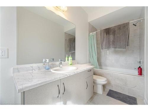 59 Raspberry Ridge, Caledon, ON - Indoor Photo Showing Bathroom