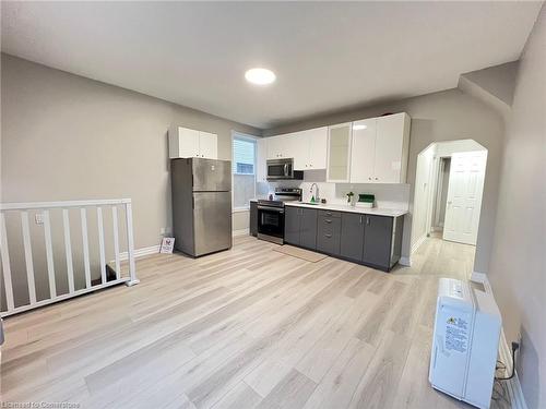 Main-1164 Cannon Street E, Hamilton, ON - Indoor Photo Showing Kitchen