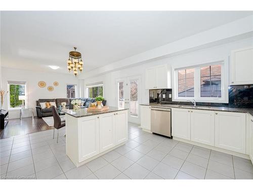 39 Agava Street Street, Peel, ON - Indoor Photo Showing Kitchen With Double Sink