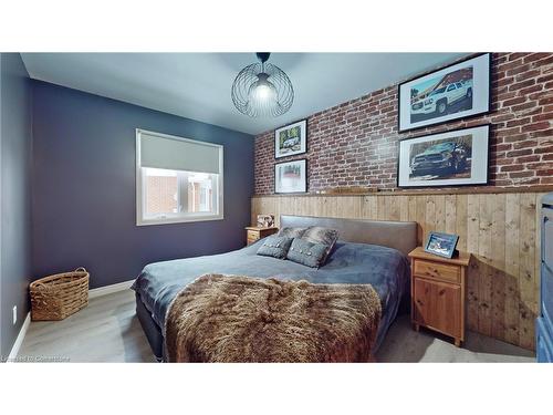 93 Riverlea Road, Cannington, ON - Indoor Photo Showing Bedroom