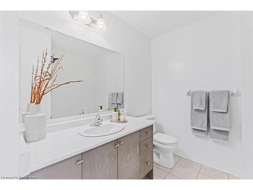 4006 Fracchioni Drive, Lincoln, ON - Indoor Photo Showing Bathroom