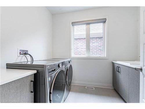 150 Forestwalk St Forestwalk St Street, Kitchener, ON - Indoor Photo Showing Laundry Room