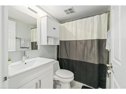 1403-30 Malta Avenue, Brampton, ON - Indoor Photo Showing Bathroom