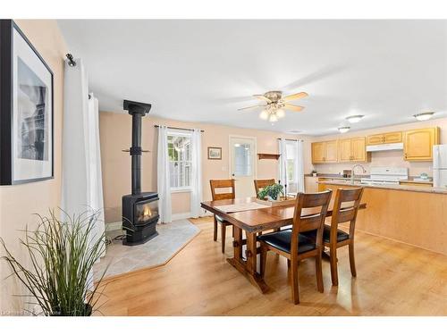 19 Badenoch Street Street, Morriston, ON - Indoor Photo Showing Dining Room