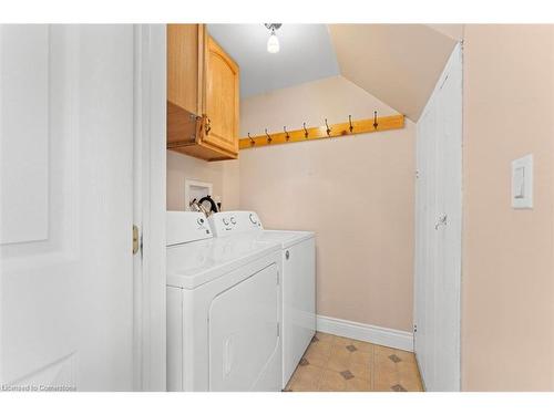 19 Badenoch Street Street, Morriston, ON - Indoor Photo Showing Laundry Room