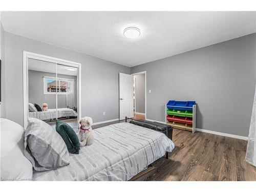 605 Alder Street W, Dunnville, ON - Indoor Photo Showing Bedroom