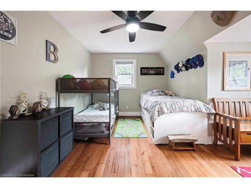 351323 17Th Line, East Garafraxa, ON - Indoor Photo Showing Bedroom