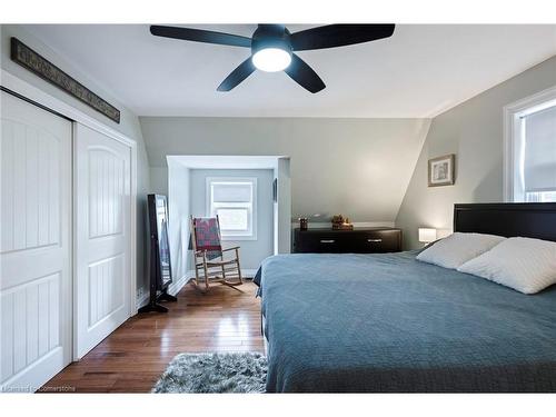 351323 17Th Line, East Garafraxa, ON - Indoor Photo Showing Bedroom