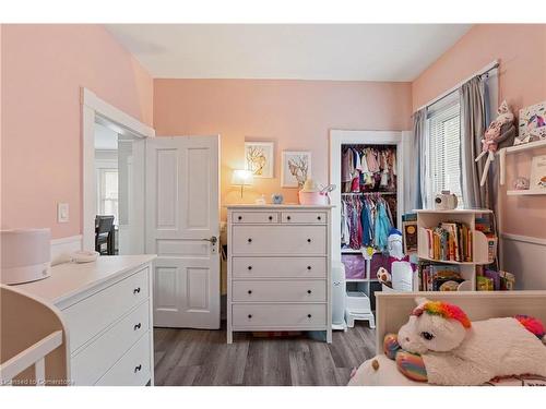 67 Eagle Avenue, Brantford, ON - Indoor Photo Showing Bedroom