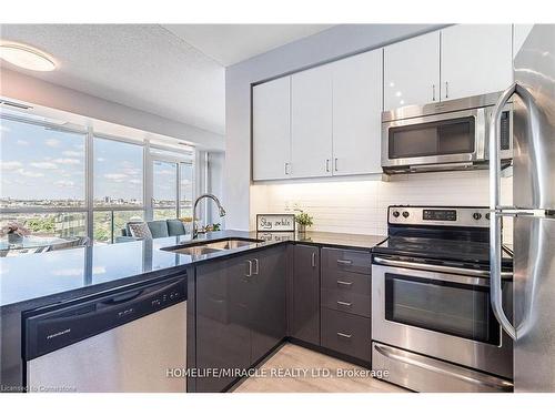 1008-1185 The Queensway, Toronto, ON - Indoor Photo Showing Kitchen With Double Sink With Upgraded Kitchen