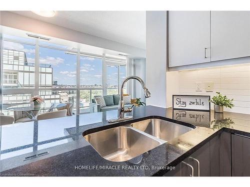 1008-1185 The Queensway, Toronto, ON - Indoor Photo Showing Kitchen With Double Sink