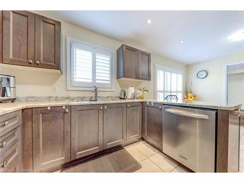 2 Hewson Street, Penetanguishene, ON - Indoor Photo Showing Kitchen