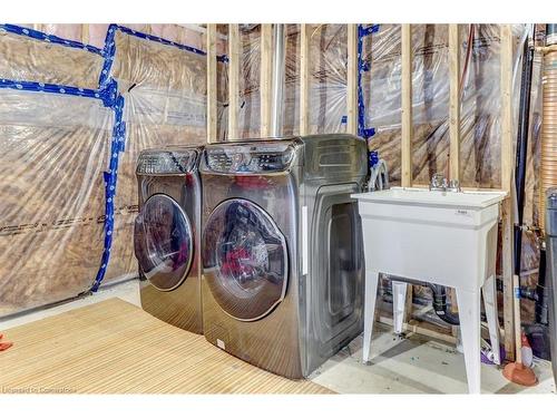 2 Hewson Street, Penetanguishene, ON - Indoor Photo Showing Laundry Room