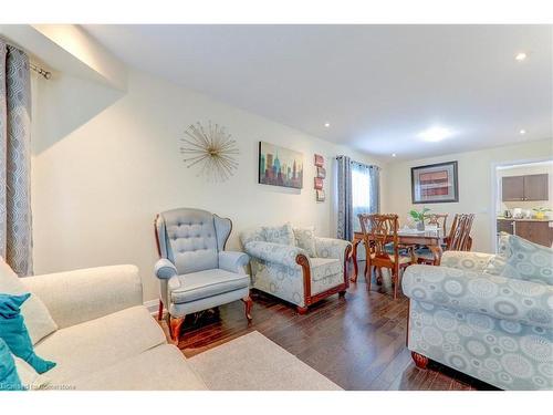 2 Hewson Street, Penetanguishene, ON - Indoor Photo Showing Living Room