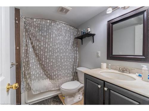 830 Stonegate Drive, Woodstock, ON - Indoor Photo Showing Bathroom