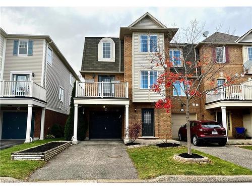 800 Shortreed Crescent, Milton, ON - Outdoor With Balcony With Facade