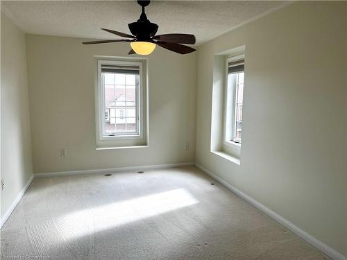 800 Shortreed Crescent, Milton, ON - Indoor Photo Showing Other Room