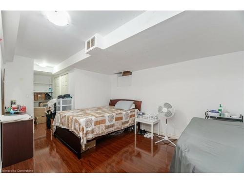 170 Pannahill Drive, Peel, ON - Indoor Photo Showing Bedroom