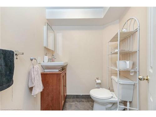 170 Pannahill Drive, Peel, ON - Indoor Photo Showing Bathroom