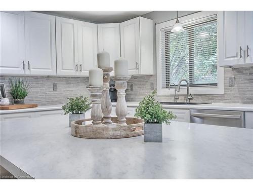 78 Twmarc Avenue, Beaverton, ON - Indoor Photo Showing Kitchen With Upgraded Kitchen