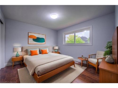 48 Westmount Road S, Waterloo, ON - Indoor Photo Showing Bedroom