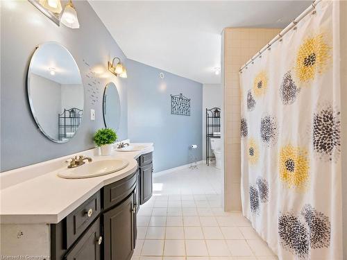 8 Scott Crescent, Hillsburgh, ON - Indoor Photo Showing Bathroom