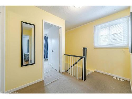 128 Fanshawe Drive, Brampton, ON - Indoor Photo Showing Other Room