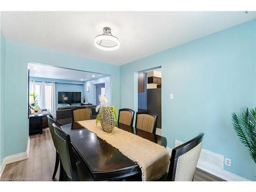 128 Fanshawe Drive, Brampton, ON - Indoor Photo Showing Dining Room