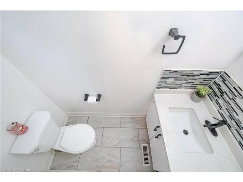 128 Fanshawe Drive, Brampton, ON - Indoor Photo Showing Bathroom