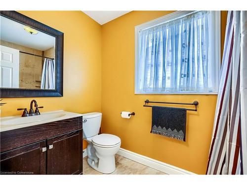 149 Eaton Street, Georgetown, ON - Indoor Photo Showing Bathroom