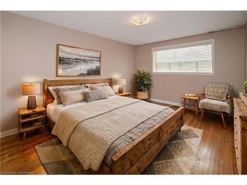 55 Grange Drive, Brampton, ON - Indoor Photo Showing Bedroom