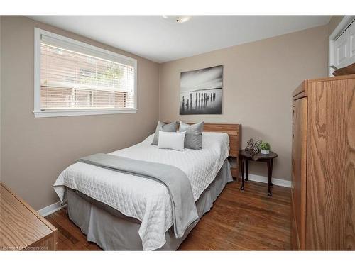 55 Grange Drive, Brampton, ON - Indoor Photo Showing Bedroom