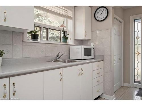 55 Grange Drive, Brampton, ON - Indoor Photo Showing Kitchen